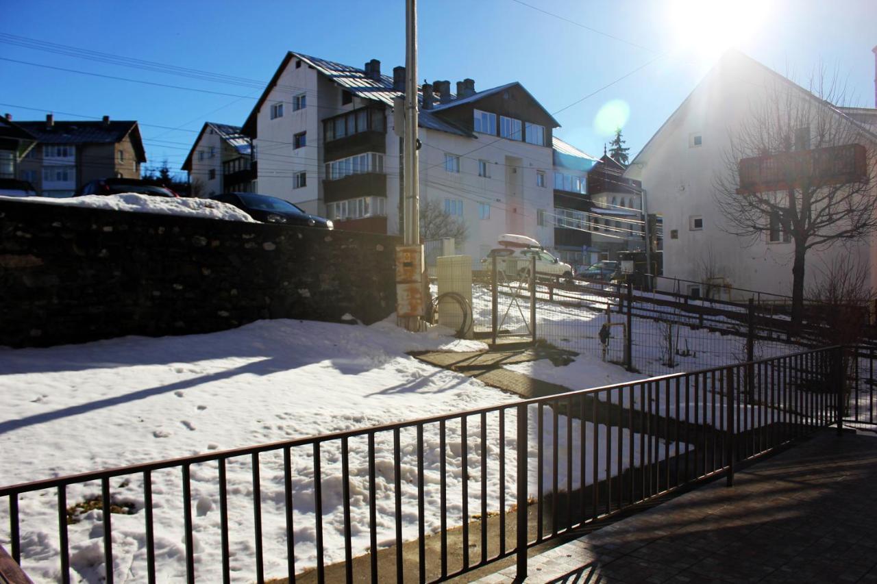 Happy Holiday Apartments Predeal Esterno foto